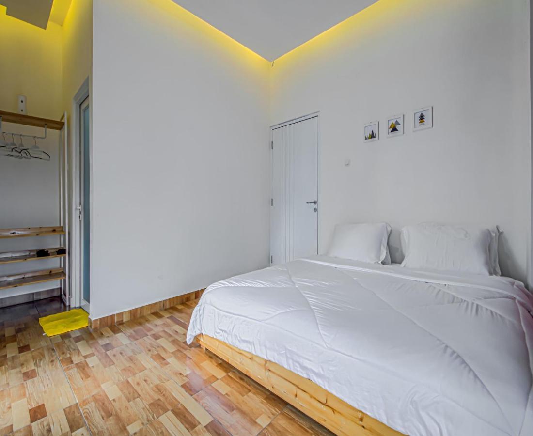 D'Journey Hotel Лембанг Екстер'єр фото