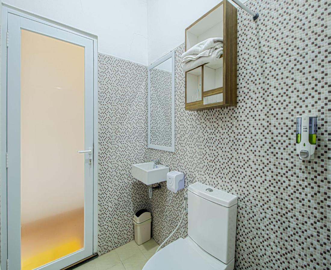 D'Journey Hotel Лембанг Екстер'єр фото
