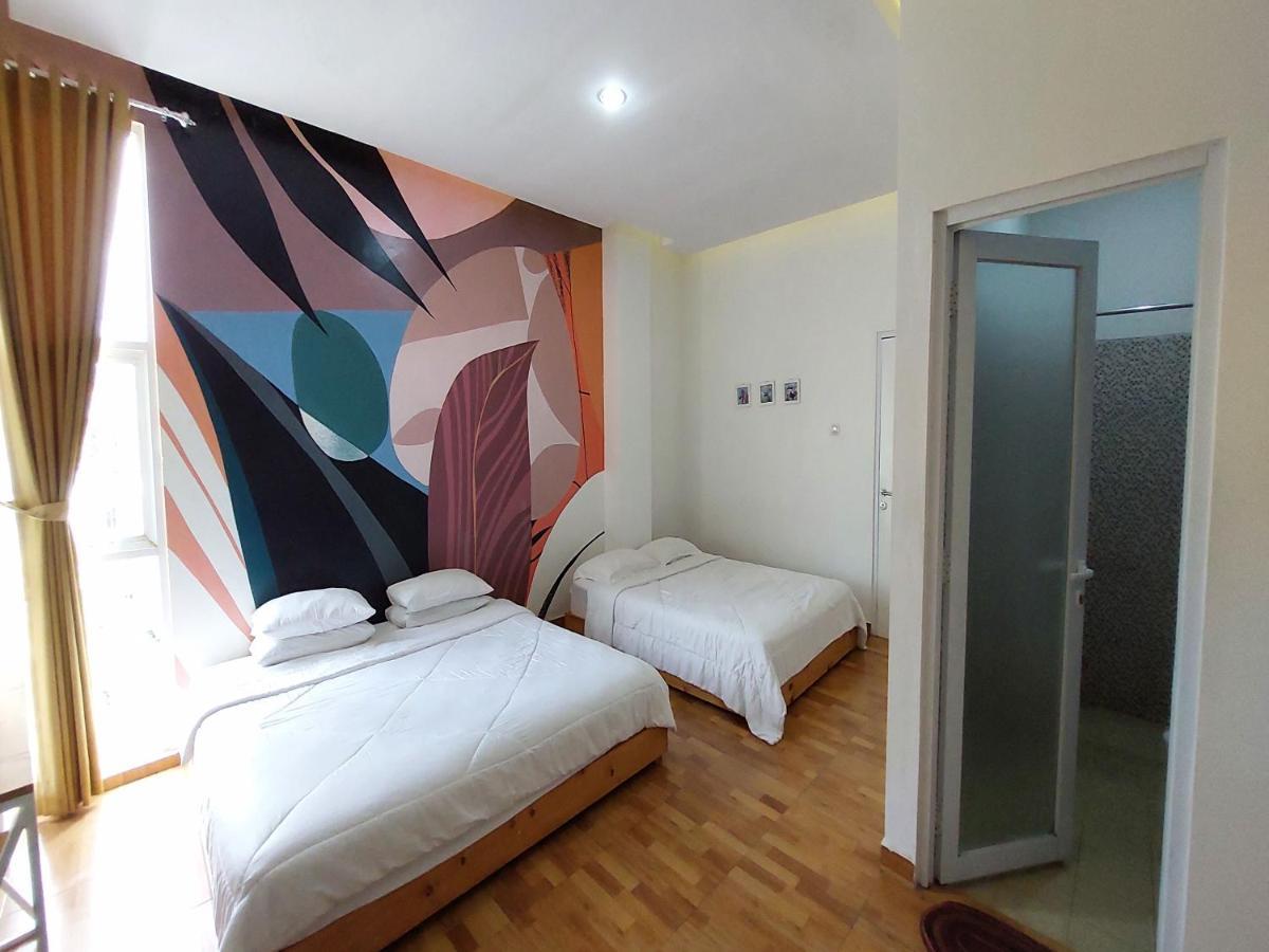 D'Journey Hotel Лембанг Екстер'єр фото