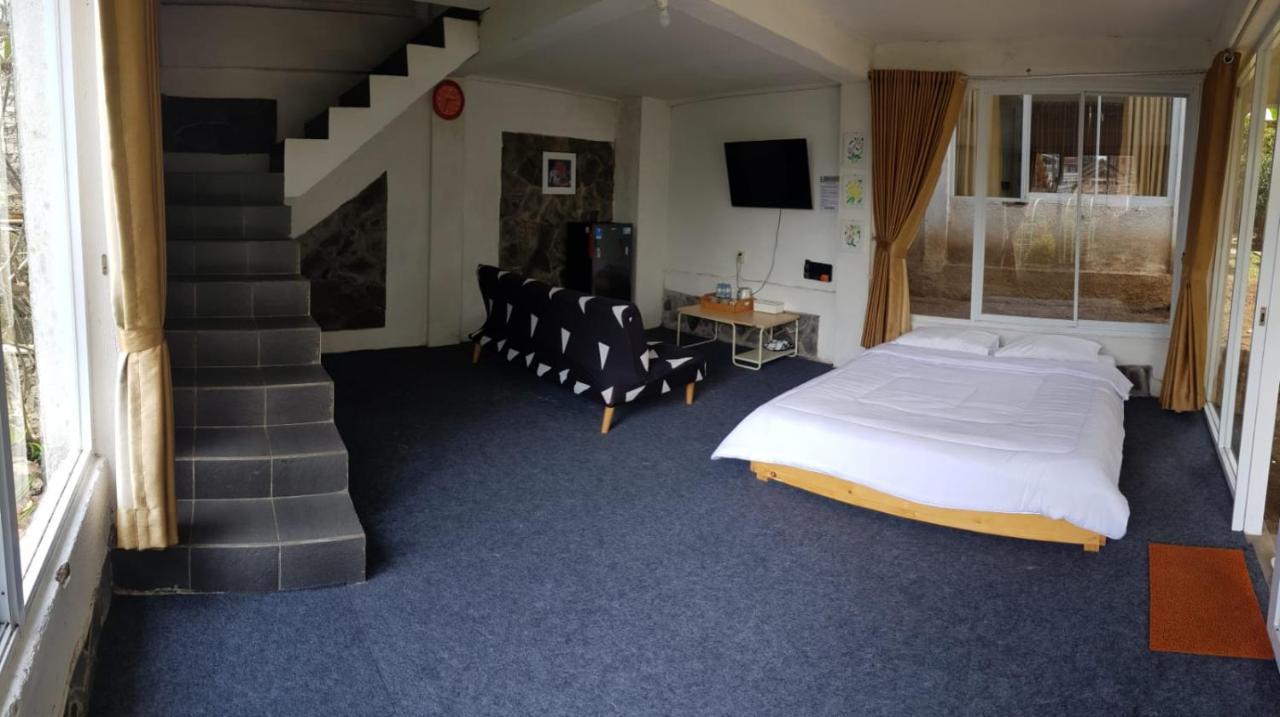 D'Journey Hotel Лембанг Екстер'єр фото